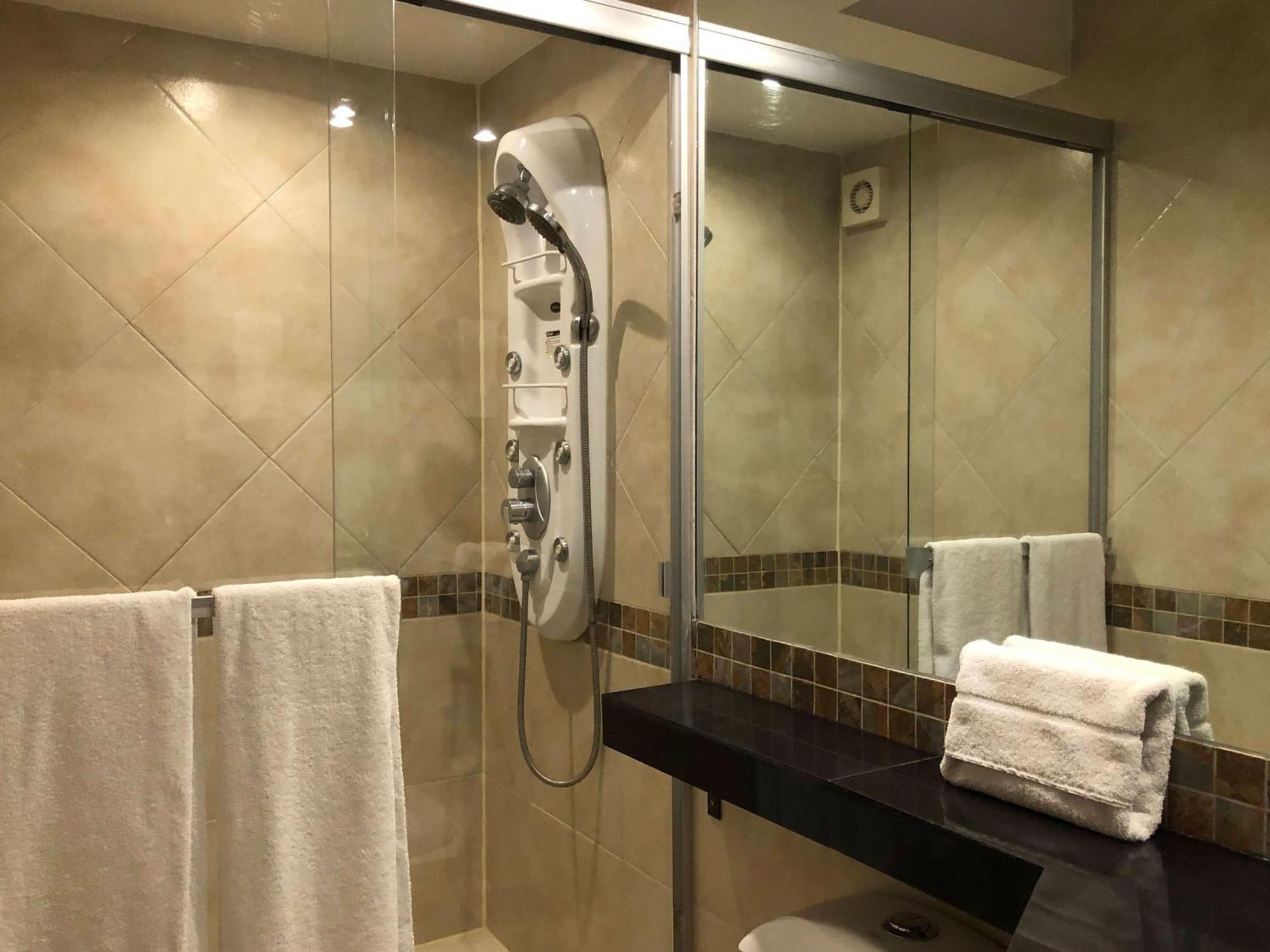 Suites Capri Reforma Ángel 380 Città del Messico Esterno foto