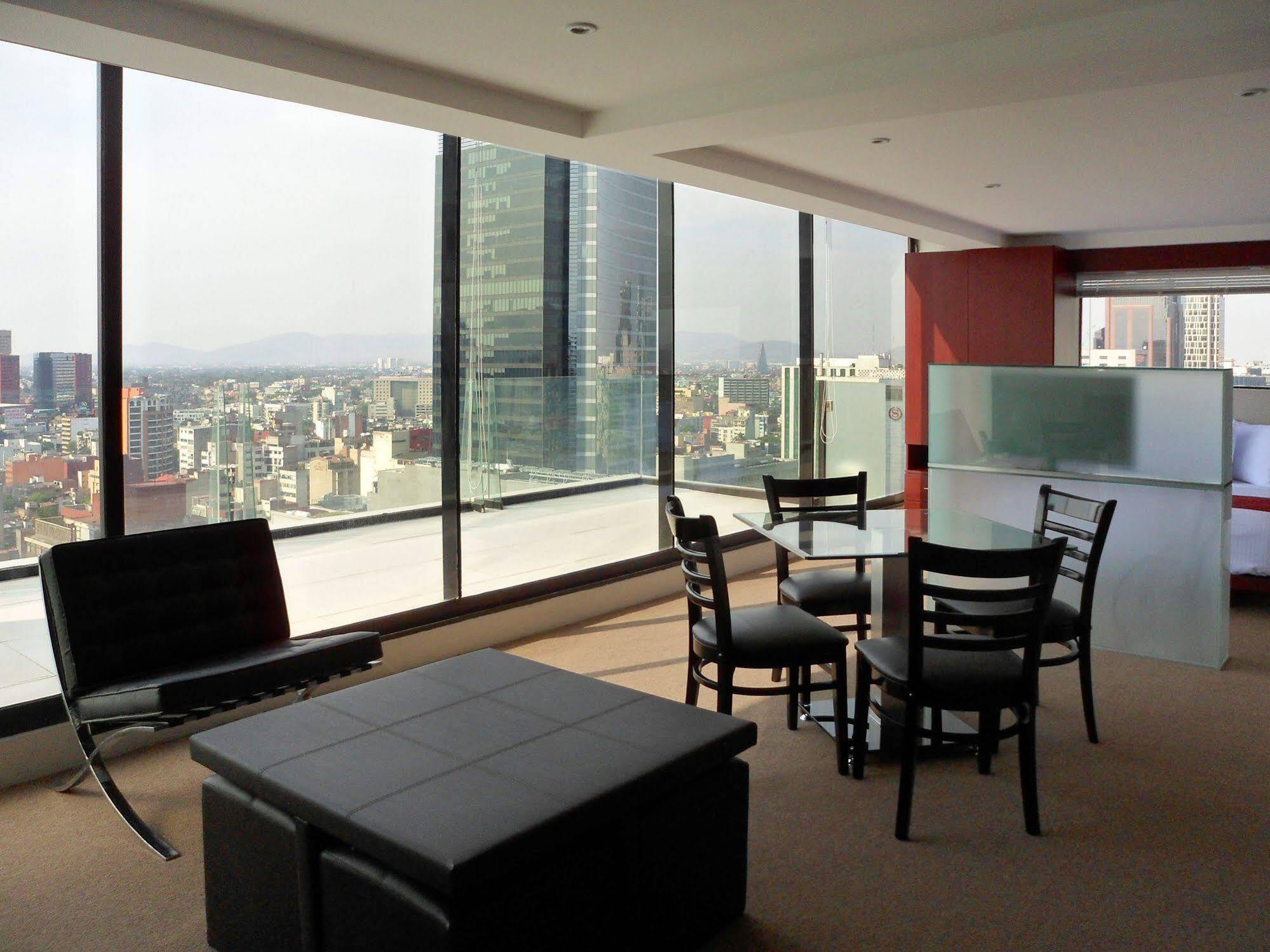 Suites Capri Reforma Ángel 380 Città del Messico Esterno foto