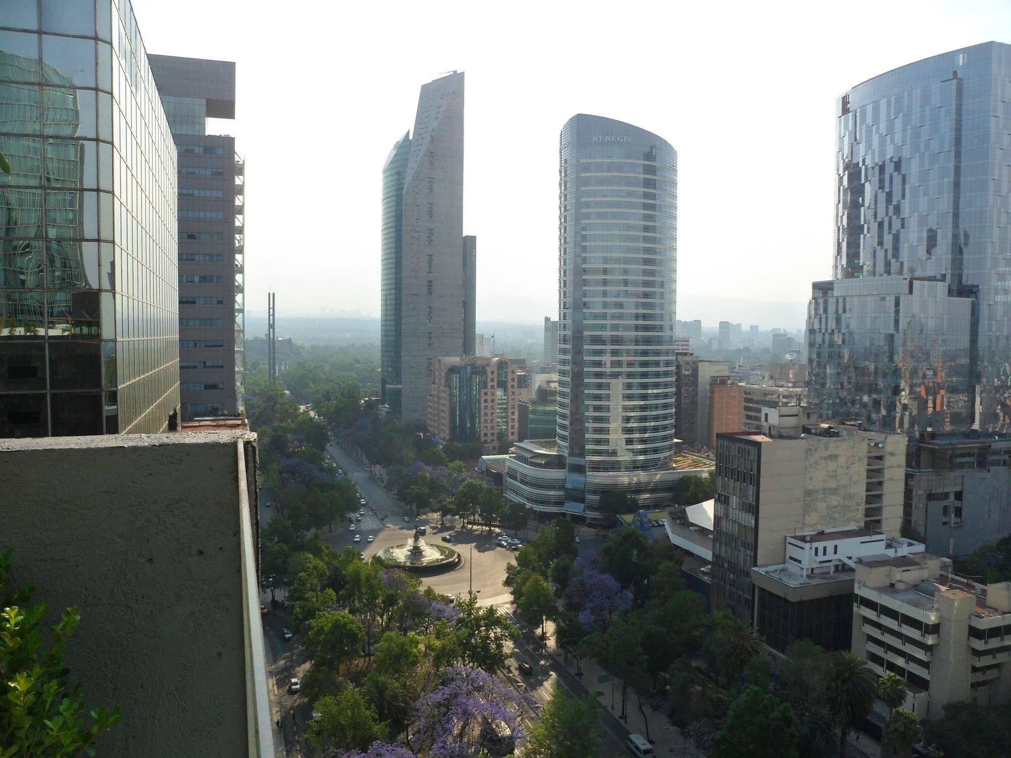 Suites Capri Reforma Ángel 380 Città del Messico Esterno foto